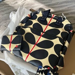 SOLD OUT Brand new Lotta backpack plus matching wallet